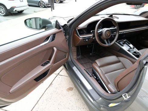 Used 2020 Porsche 911 Carrera 4S image 15