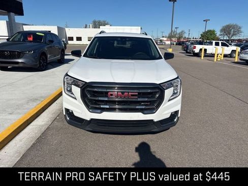 Used 2023 GMC Terrain AT4 AWD/4WD image 3