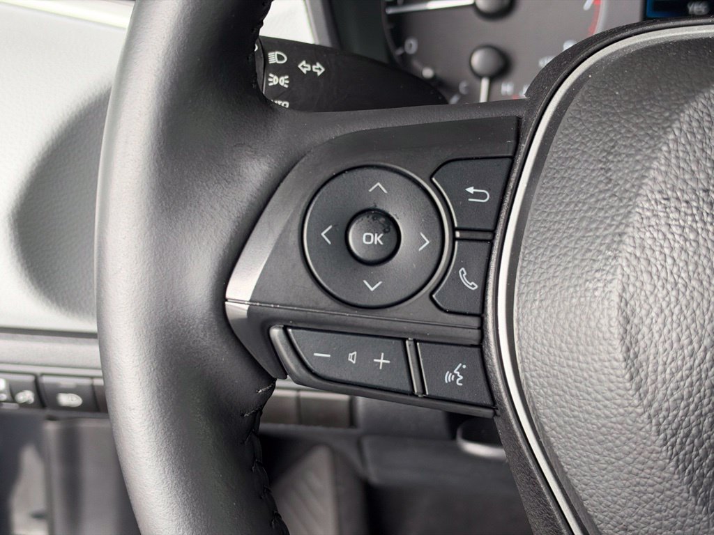 Certified 2024 Toyota Corolla SE FWD image 23