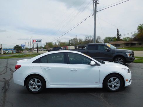 Used 2014 Chevrolet Cruze LT w/ RS Package FWD image 2