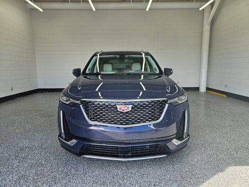 Used 2024 Cadillac XT6 Premium Luxury w/ Technology Package AWD/4WD image 8