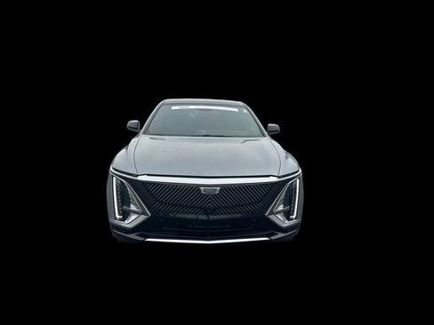 Certified 2024 Cadillac Lyriq Luxury image 2