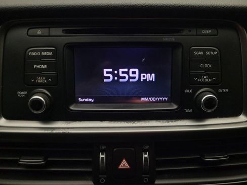 Used 2016 Kia Optima LX FWD image 25