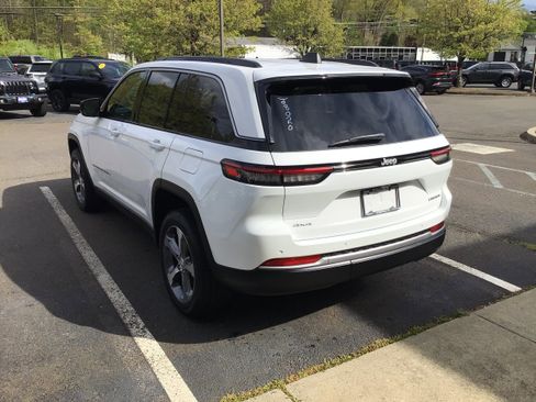 New 2026 Jeep Grand Cherokee Limited AWD/4WD image 5
