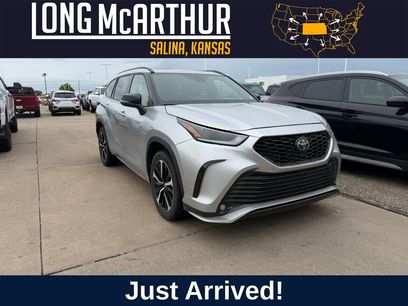 Used 2022 Toyota Highlander XSE