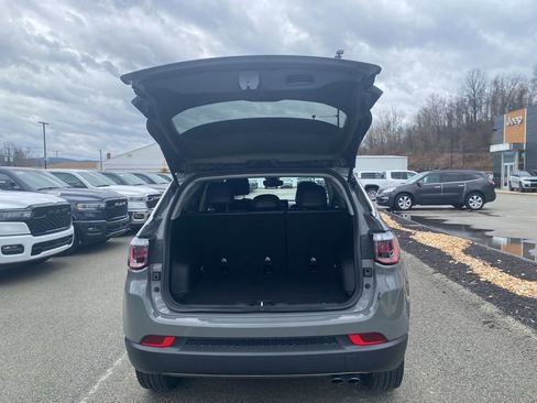 Certified 2022 Jeep Compass Limited image 13