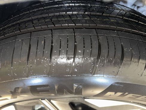 New 2025 Kia EV6 Wind image 11