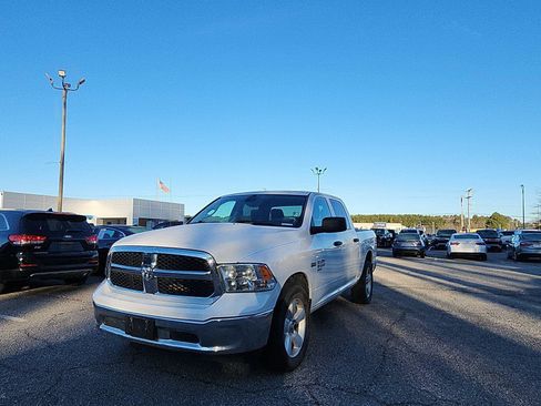 Used 2022 RAM 1500 Classic SLT image 1