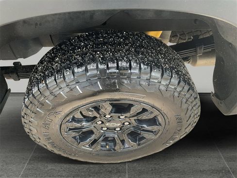 Used 2023 Chevrolet Silverado 1500 ZR2 w/ Technology Package image 15