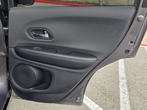 Used 2021 Honda HR-V Sport image 26