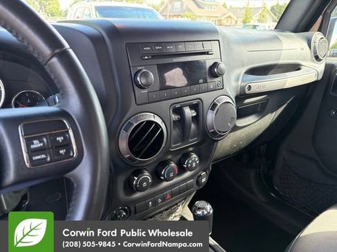 Used 2018 Jeep Wrangler Sport AWD/4WD image 20