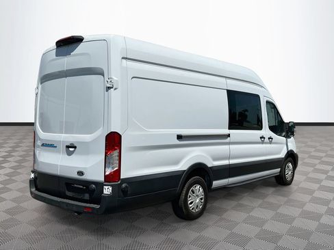 Used 2022 Ford E-Transit 148 High Roof Extended RWD image 7