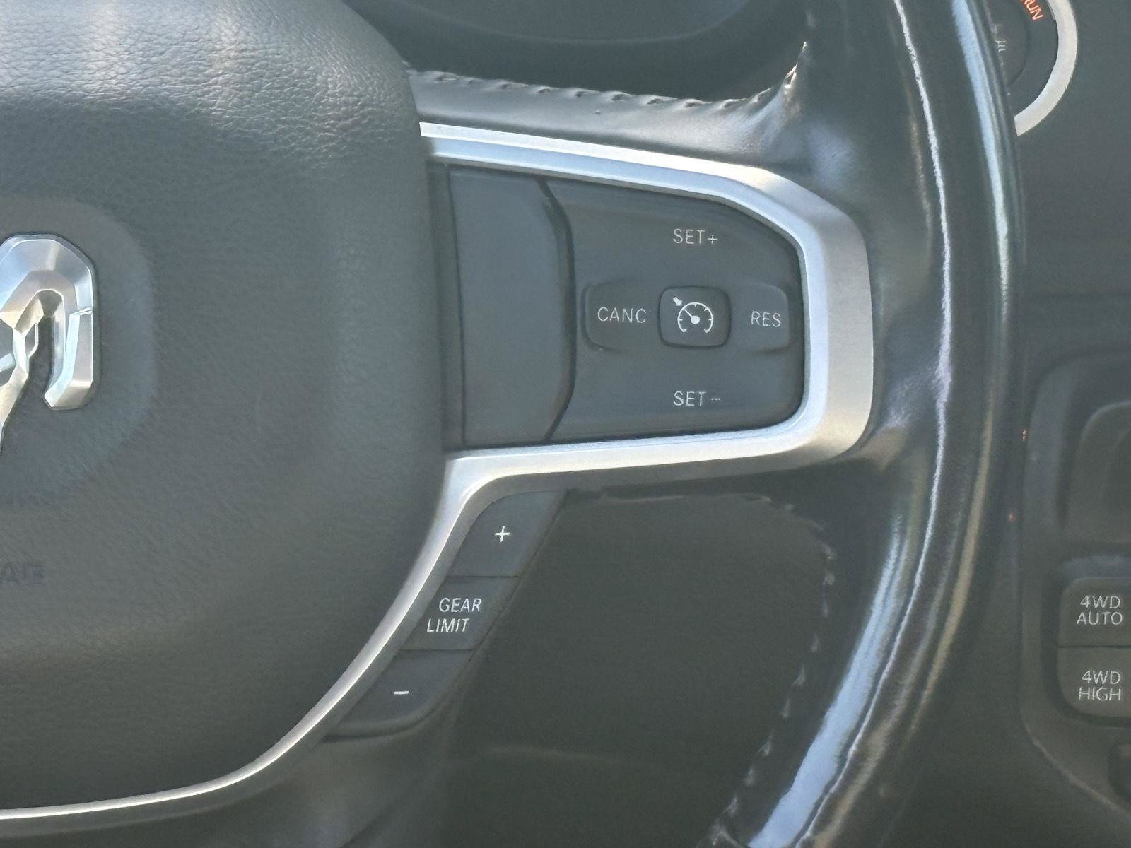 Used 2022 RAM 1500 Big Horn AWD/4WD image 11