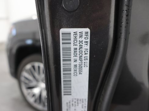 Used 2023 Jeep Compass Limited w/ Elite Group AWD/4WD image 66