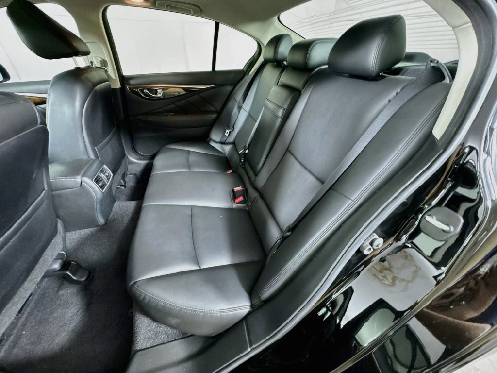 Certified 2019 INFINITI Q50 Luxe w/ Essential Package (3.0T Luxe) RWD image 32