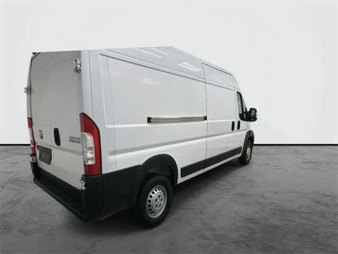 Used 2025 RAM ProMaster 2500 w/ Convenience Group image 4