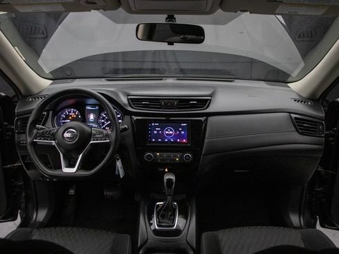 Used 2017 Nissan Rogue S image 23