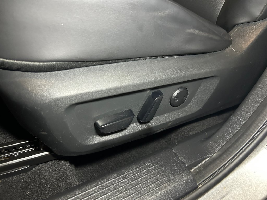 Used 2021 Nissan Rogue SV w/ Premium Package AWD/4WD image 24