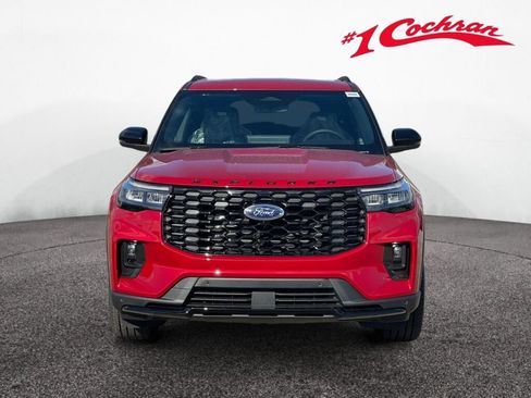 New 2026 Ford Explorer ST-Line w/ ST-Line Street Pack image 2