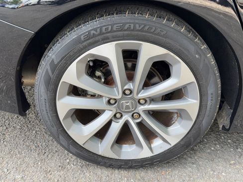 Used 2014 Honda Accord Sport image 11