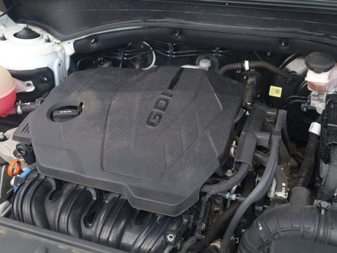 Certified 2022 Hyundai Santa Fe SEL AWD/4WD image 9
