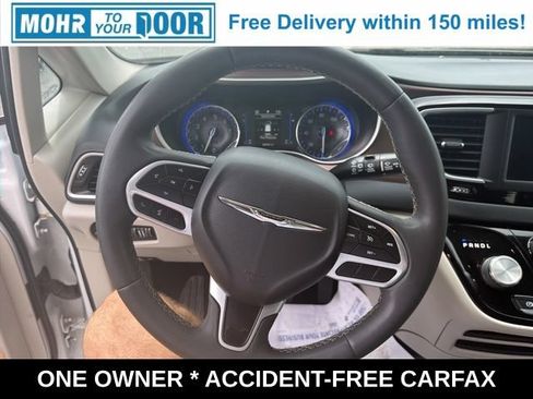 Used 2022 Chrysler Voyager LX FWD image 18
