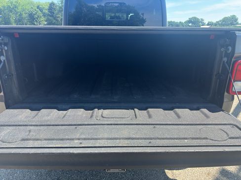 Used 2020 Jeep Gladiator Sport w/ Quick Order Package 24S AWD/4WD image 20