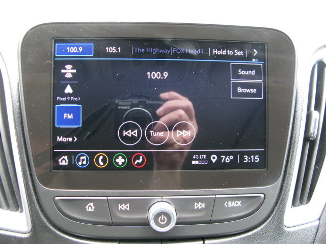 Used 2024 Chevrolet Malibu LT FWD image 18