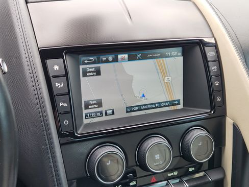 Used 2017 Jaguar F-TYPE S RWD image 17