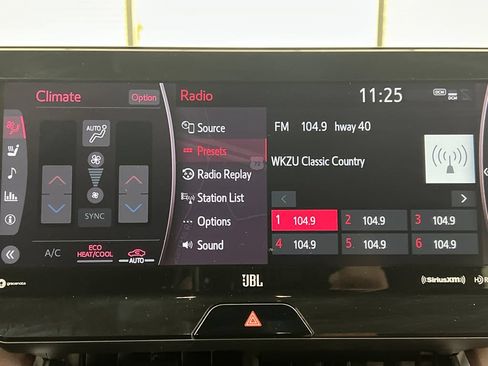 Used 2022 Toyota Venza Limited AWD/4WD image 57