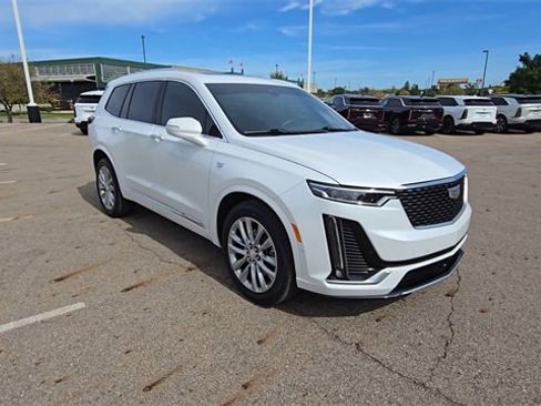 Certified 2024 Cadillac XT6 Premium Luxury w/ Technology Package image 2