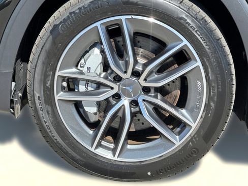 New 2025 Mercedes-Benz GLB 35 AMG AMG 35 image 11