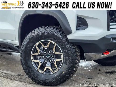 New 2025 Chevrolet Colorado ZR2 w/ Technology Package image 3