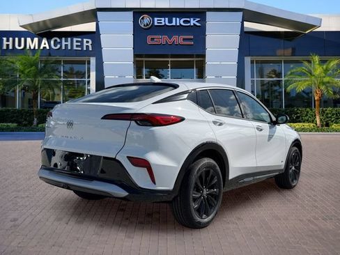 New 2026 Buick Envista Sport Touring FWD image 7