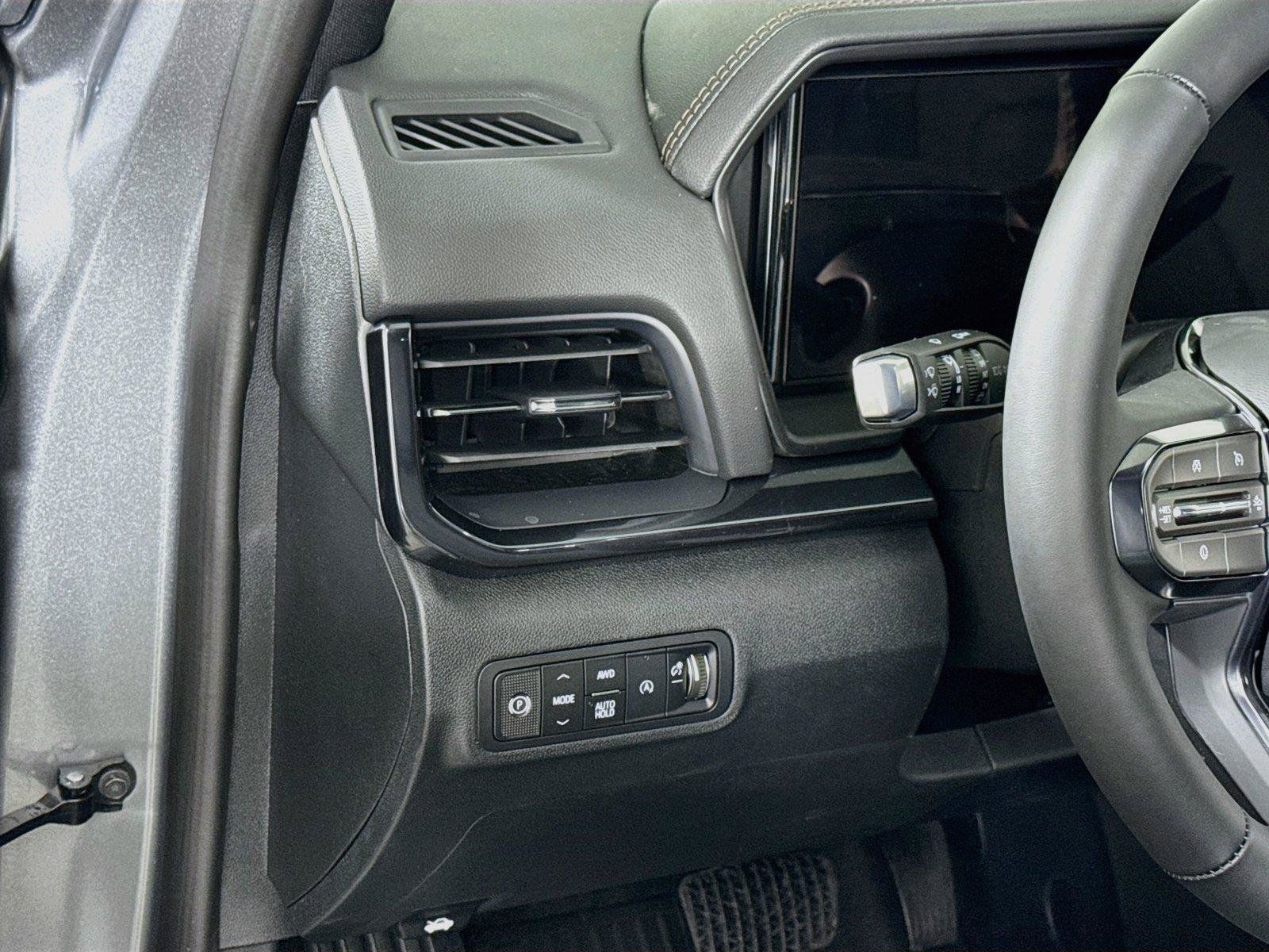 New 2027 GMC Terrain AT4 w/ Convenience Package III AWD/4WD image 4