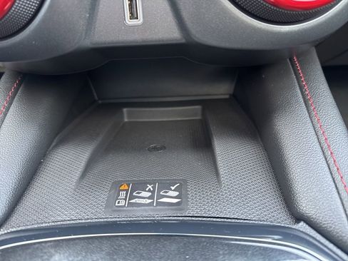 Used 2023 Chevrolet Blazer RS w/ Enhanced Convenience Package image 23