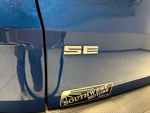 Used 2022 Ford Escape SE w/ SE Sport Appearance Package AWD/4WD image 24
