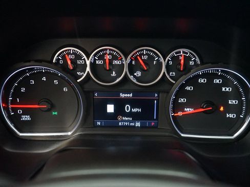 Used 2021 Chevrolet Suburban Z71 w/ Rear Media and Nav Package AWD/4WD image 38