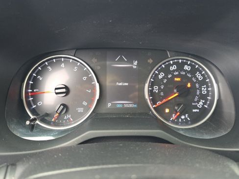 Used 2020 Toyota RAV4 LE image 22