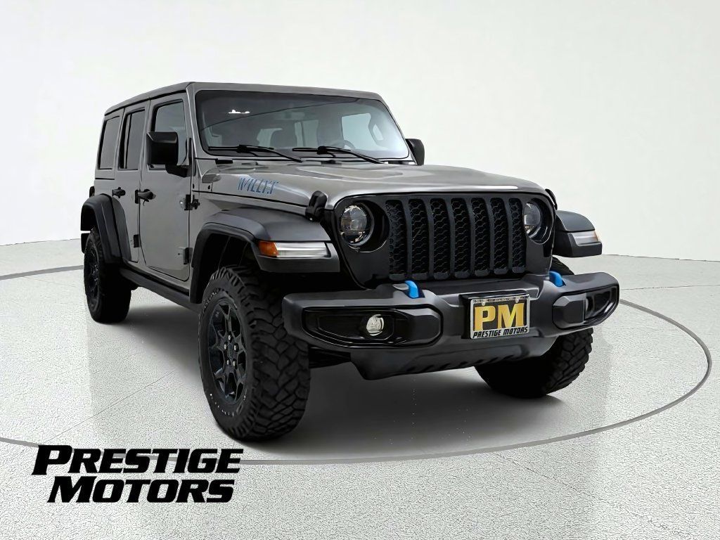 Used 2023 Jeep Wrangler Unlimited w/ Cold Weather Group AWD/4WD image 1