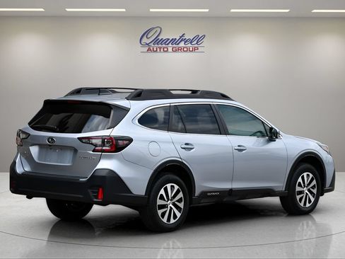 Used 2021 Subaru Outback Premium AWD/4WD image 4