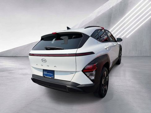 Certified 2025 Hyundai Kona SEL AWD/4WD image 7