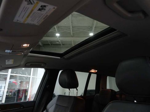 Used 2015 Mercedes-Benz GL 450 4MATIC w/ Parking Assist Package image 40