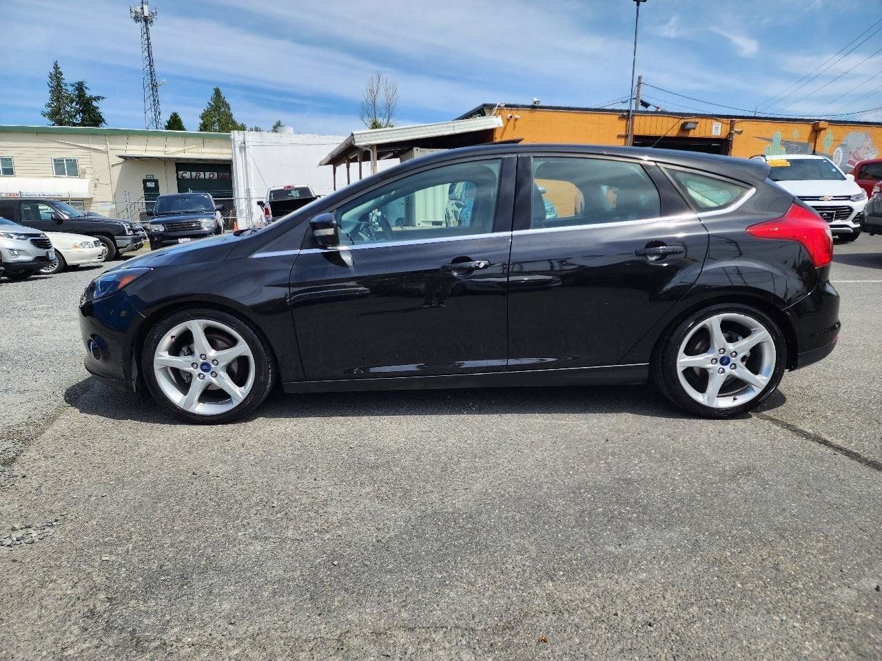 Used 2014 Ford Focus Titanium FWD image 10
