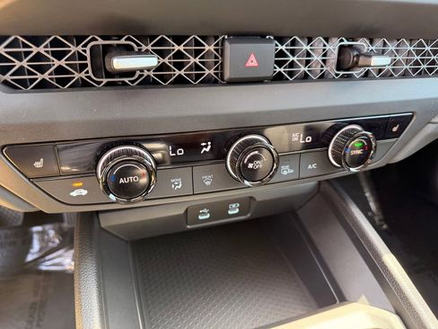Used 2025 Honda Accord SE image 21