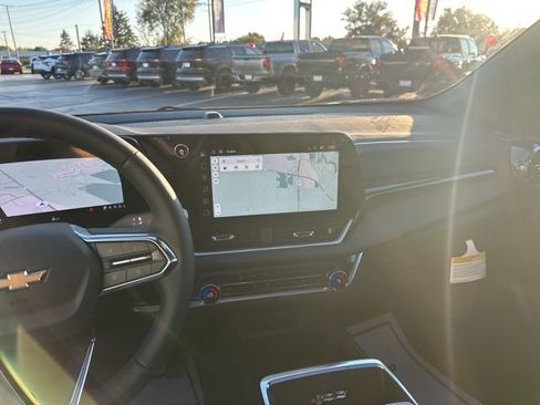 New 2026 Chevrolet Equinox LT w/ Convenience Package II image 47