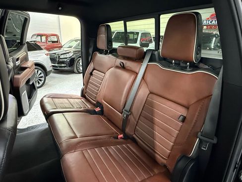 Used 2025 GMC Sierra 1500 Denali Ultimate image 16