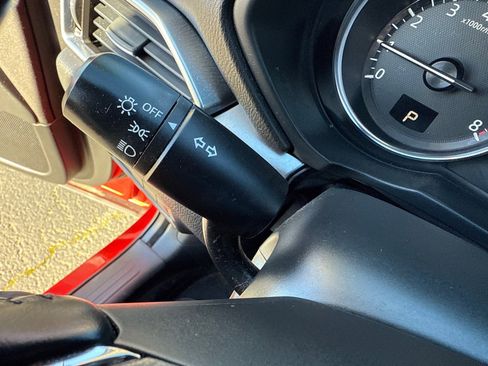 Used 2018 MAZDA CX-5 Sport image 32