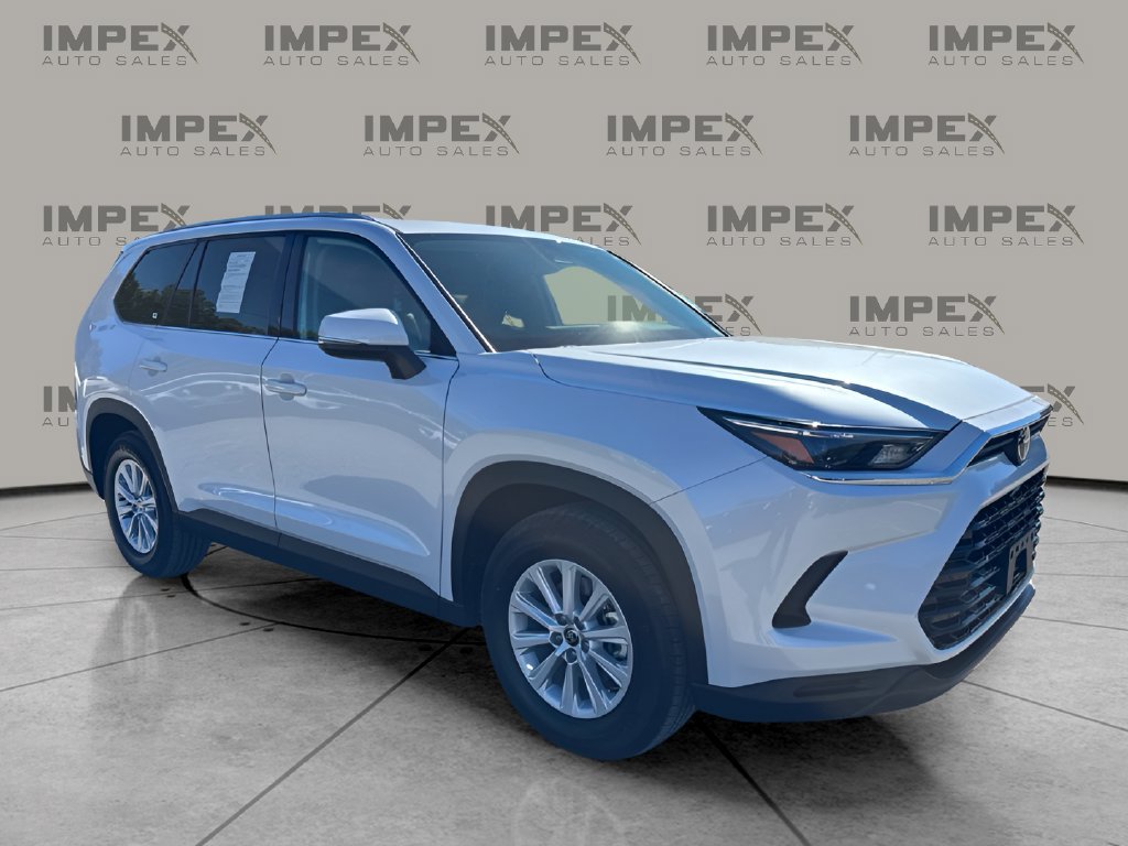 Used 2026 Toyota Grand Highlander XLE FWD image 7