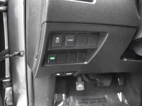 Used 2016 Nissan Rogue S image 13